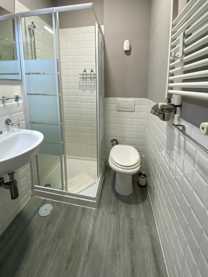 Arie Romane Guesthouse Exterior foto